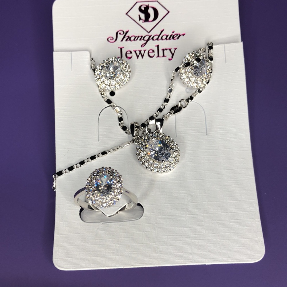 3 Piece Set - image 2